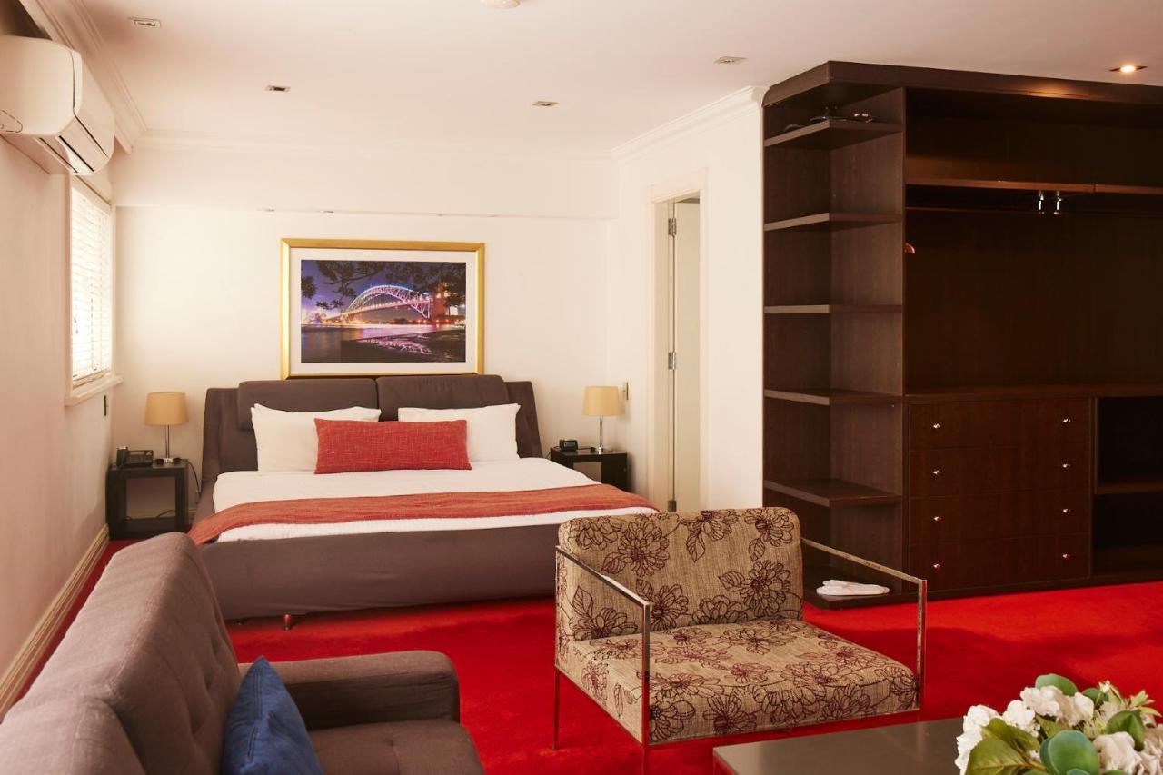 Ramada Hotel & Suites By Wyndham Cabramatta Экстерьер фото